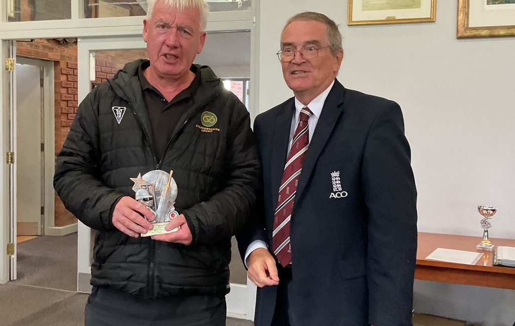 Steve Lightfoot of Staffordshire Wolves recieves The Charles Ronayne Award for Outstanding Contribution to VI Cricket, from Roger Barker.